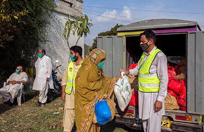 20201007 nyt virus poverty 4 ac | PDM from Narratives Magazine
