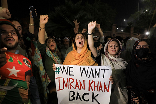 PTi women | General Qamar Javed Bajwa from Narratives Magazine